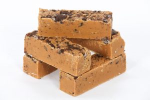 Cookies & Cream Fudge Made With OREO