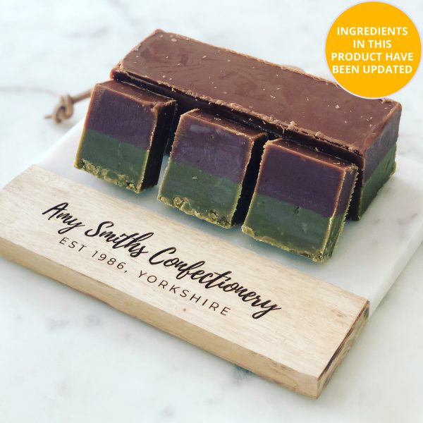 Mint & chocolate flavour fudge. Layer of mint flavour fudge topped with a layer of chocolate flavour fudge.